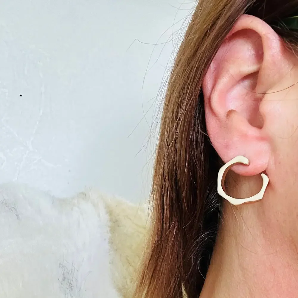 BOGO FREE CREAM SWIRL VTG 90’s earrings
